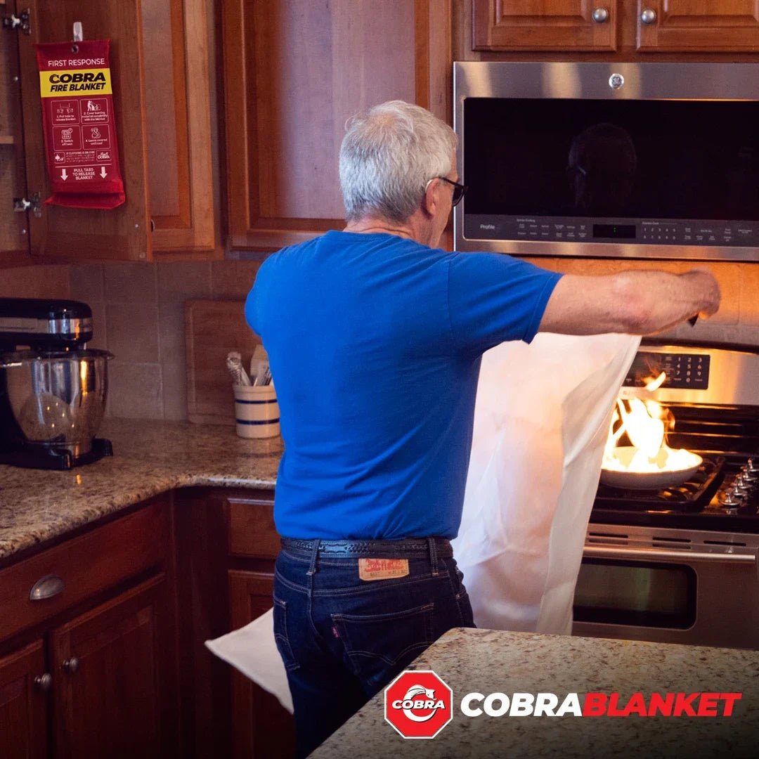 How to Safely Use a Fire Blanket - Mart Cobra